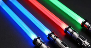 blade material impacts realism