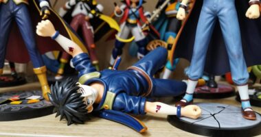display mishaps repeat thrice