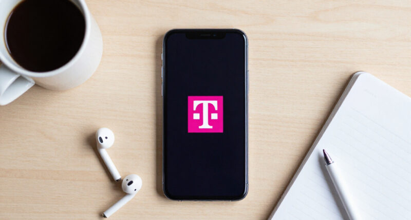 T-Mobile customers report receiving bill credits after network disruption