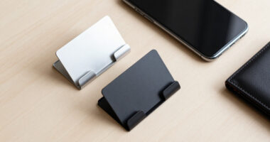 14 Best Business Card Holders for Professionals in 2026